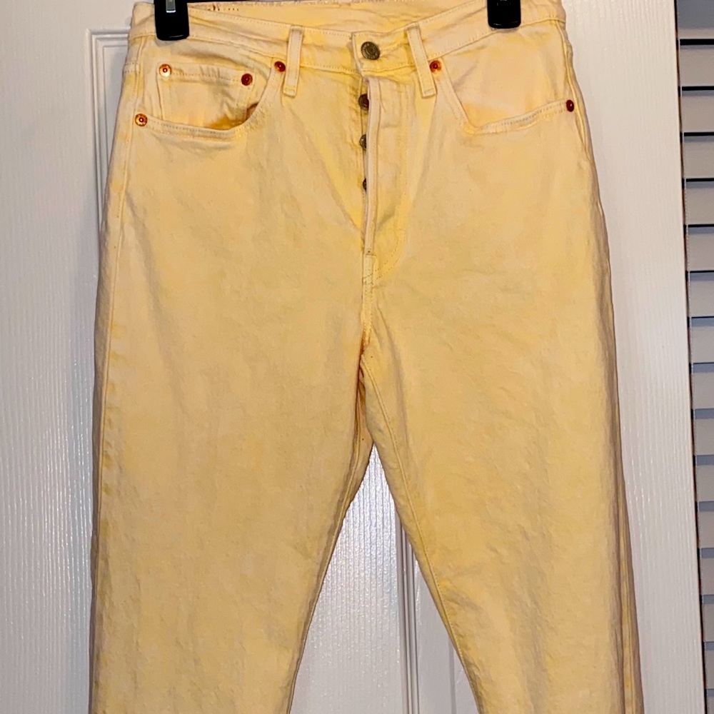 501s Levi’s Wedgie Fit Jeans